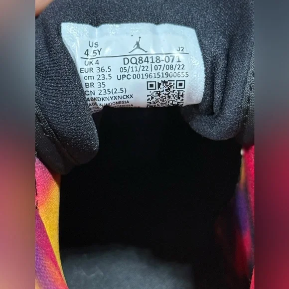 Nike Air Jordan 1 Mid SE "Wear Away" sneakers Size 4.5 Youth Authentic - Picture 7 of 12